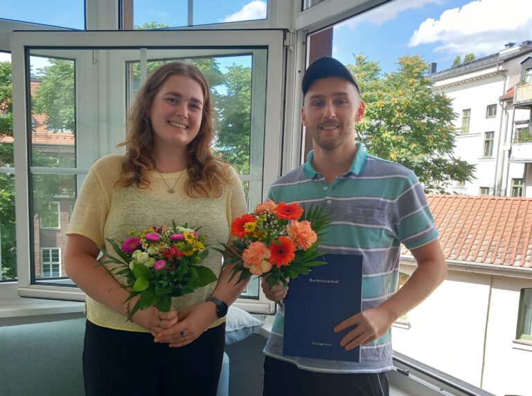 Doppelter Erfolg bei mellon: Herzlichen Glückwunsch zum Bachelorabschluss!